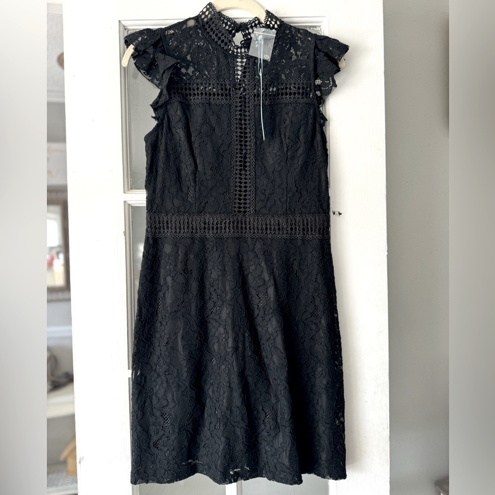 Black lace she + sky dress sz small